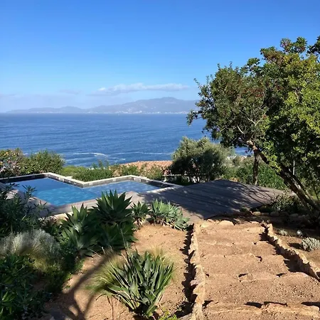 Villa Large Family Villa, Exceptional Sea View