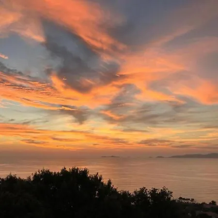 Vila Large Family Villa, Exceptional Sea View