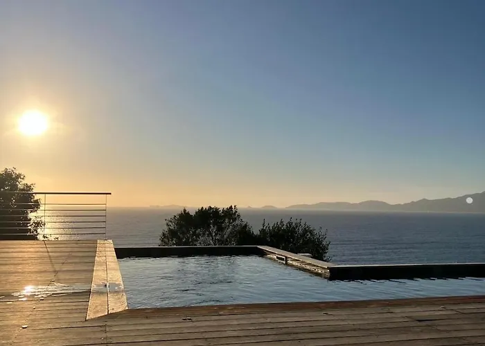 Vila Large Family Villa, Exceptional Sea View