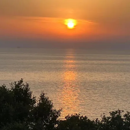 Villa Large Family Villa, Exceptional Sea View Coti-Chiavari (Corsica)