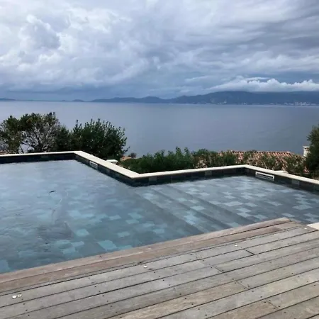 Large Family Villa, Exceptional Sea View Villa *