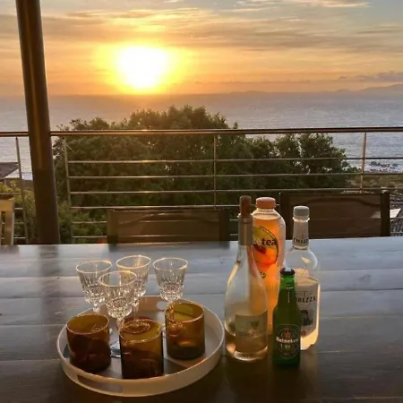 빌라 Large Family Villa, Exceptional Sea View