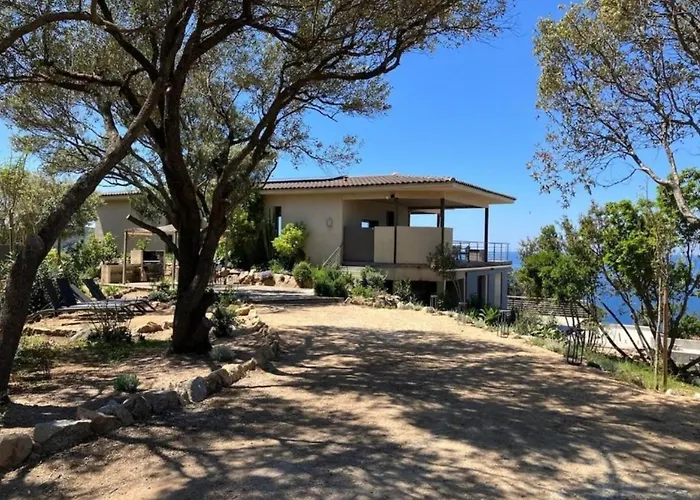 Villa Large Family Villa, Exceptional Sea View